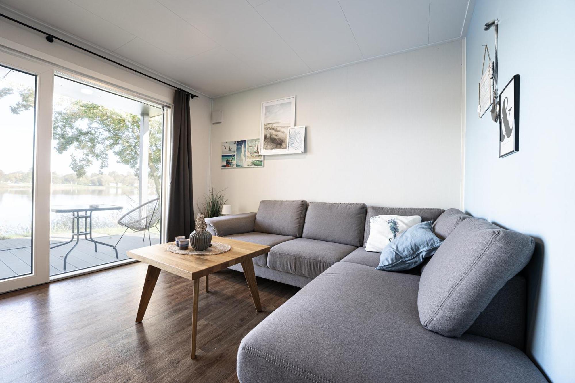 Friesensee Camping Und Ferienpark Wittmund Exterior foto