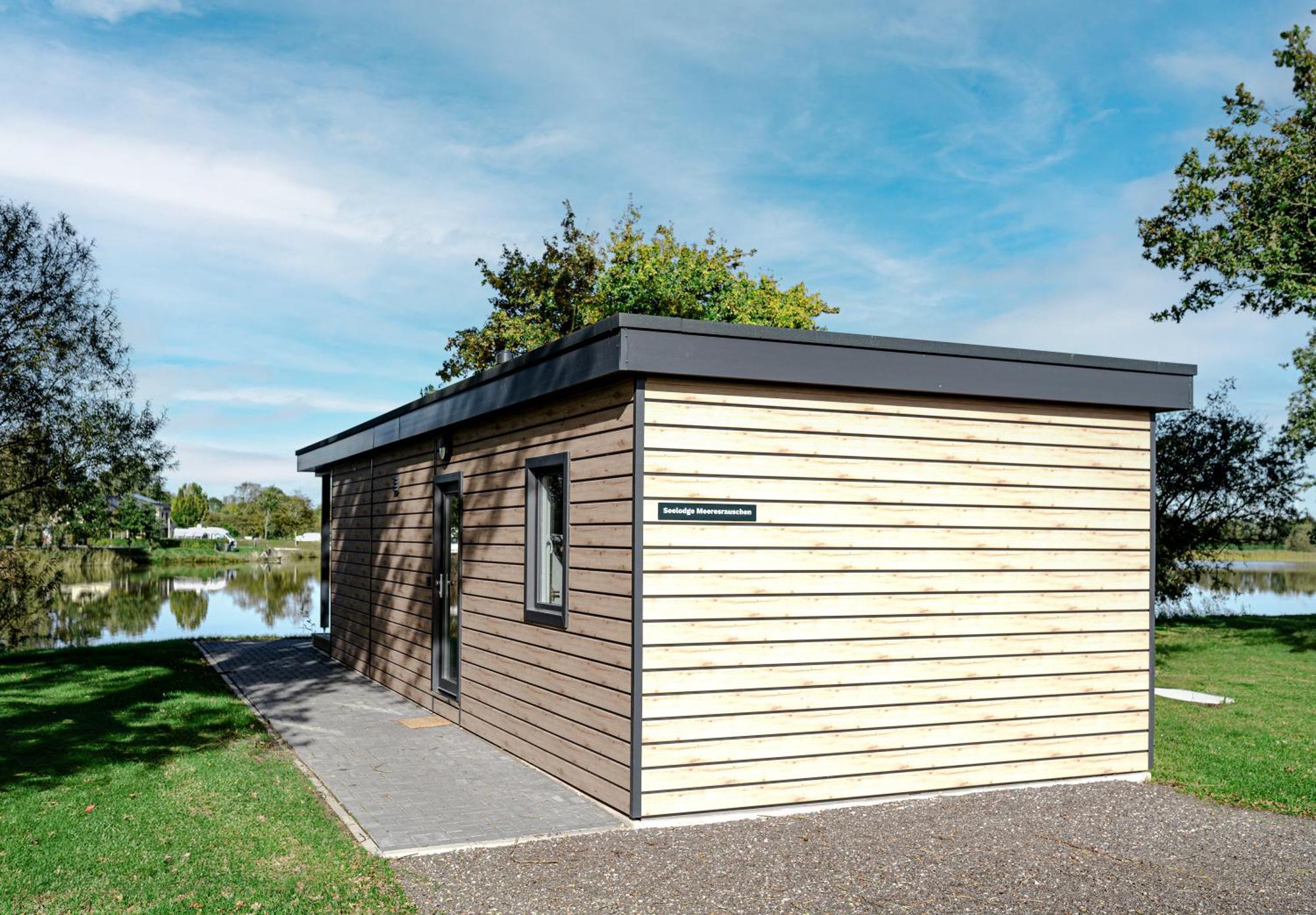 Friesensee Camping Und Ferienpark Wittmund Exterior foto